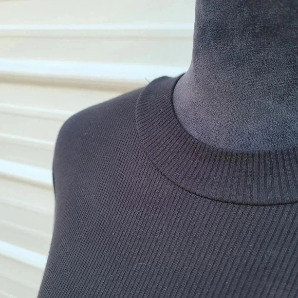 Marci Women's Bodysuit Sz S Black Stretch Ribbed Short Sleeve Sleeve Rayon Snap - Picture 4 of 10